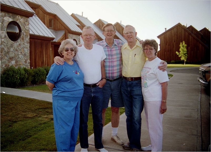 vacattion 1992 pagosa lake powell  north rim -- 052